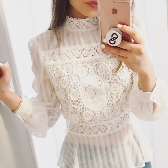 Angelina Blouse - Picture 2 of 2